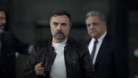 Кадр из сериала Я не могу вписаться в этот мир Кадр из сериала Я не могу вписаться в этот мир